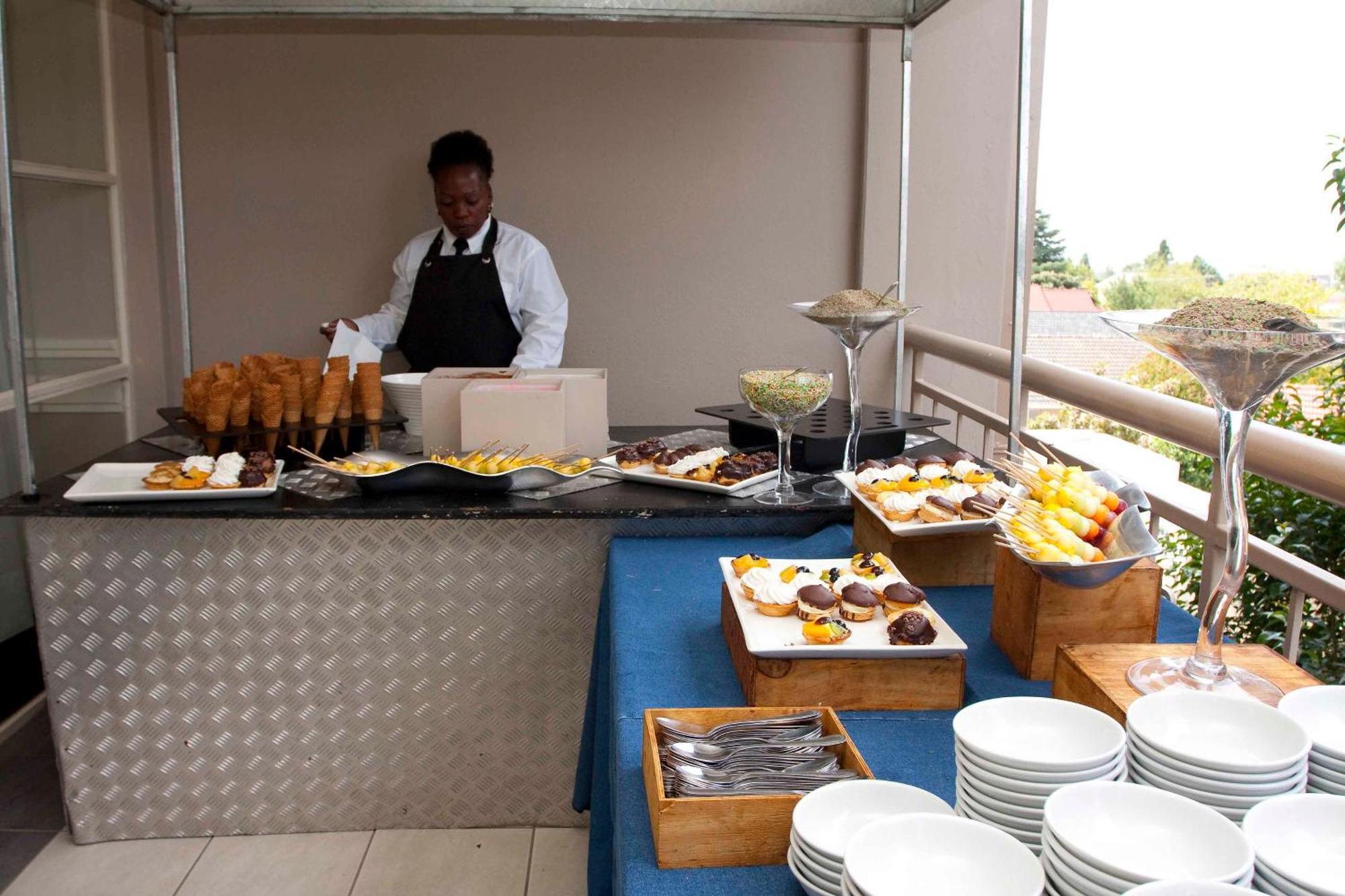 Apollo Hotel Johannesburg Zewnętrze zdjęcie